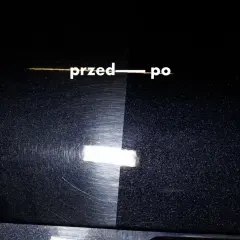Przed i po renowacji lakieru samochodowego. Widoczne zarysowania po lewej stronie, idealna głębia koloru po prawej.